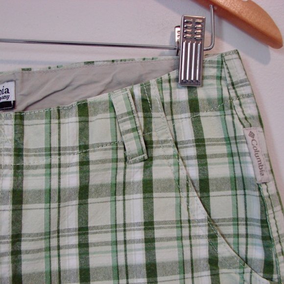 Columbia Plaid Shorts Green White Plaid Bermuda Golf Long Shorts Size 8 - Picture 4 of 13